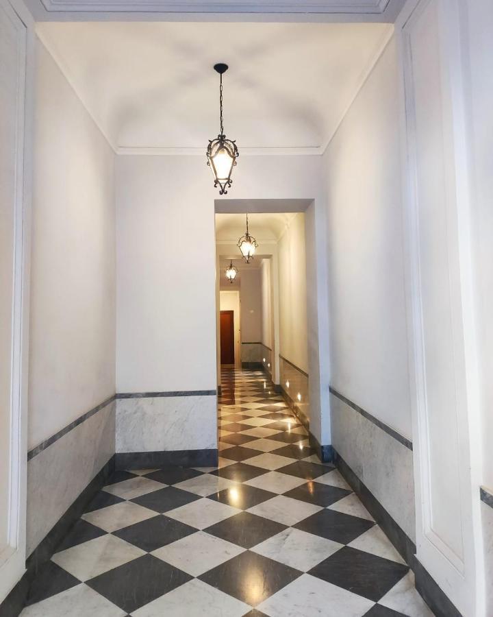 Circle Piazza Di Spagna 60 Suites Collection Рим Екстериор снимка