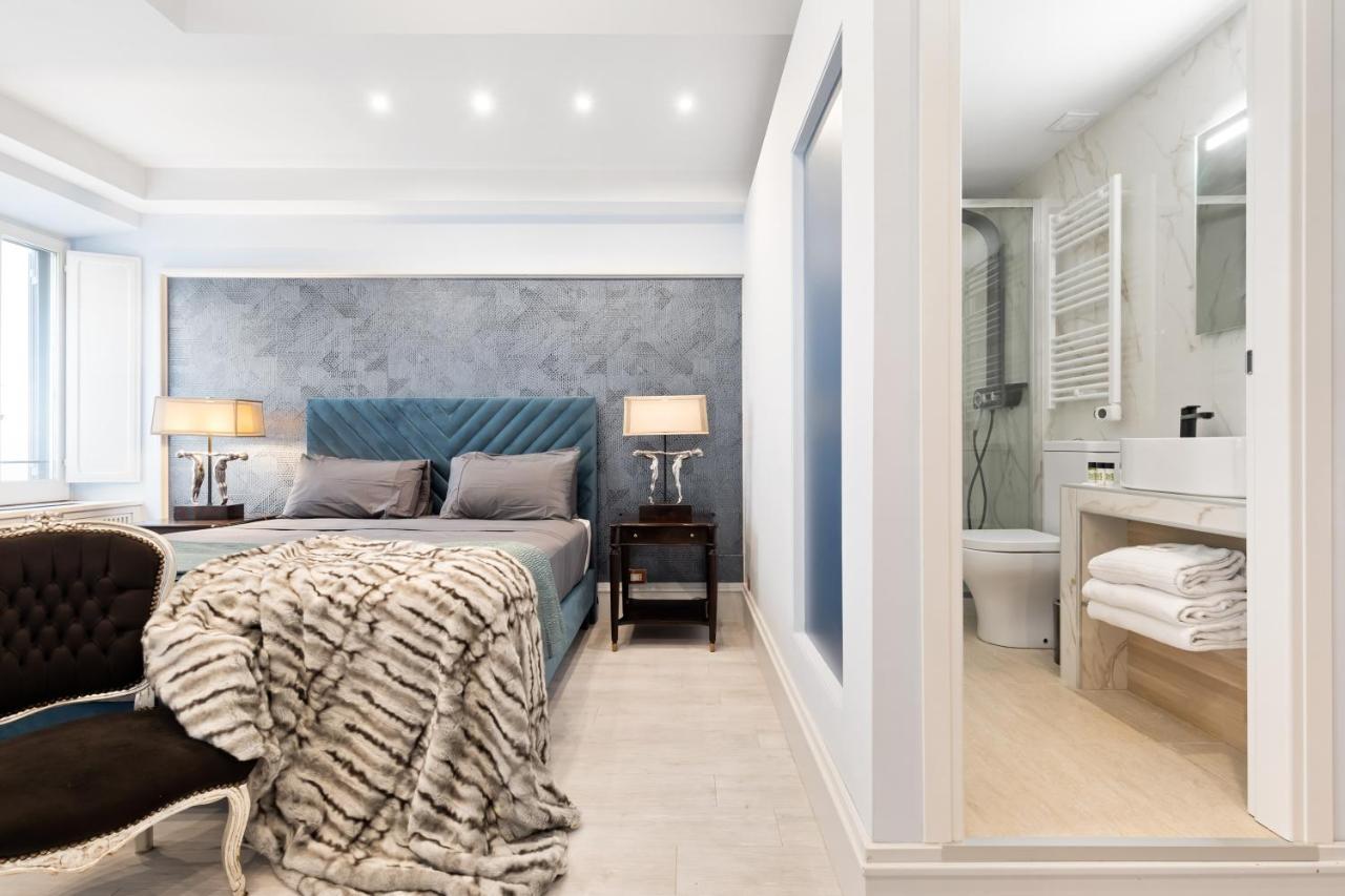 Circle Piazza Di Spagna 60 Suites Collection Рим Екстериор снимка